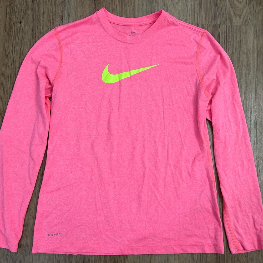 Nike dry‎ fit long sleeve, pink shirt, girls size large